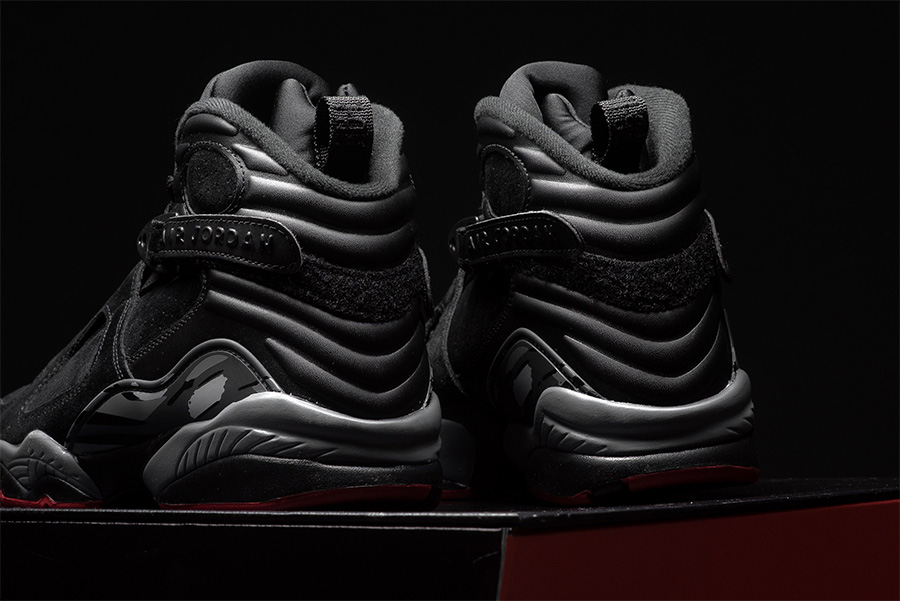 305381-022,AJ8,Air Jordan 8 305381-022AJ8 沉稳又经典！黑红配色 Air Jordan 8 将于下周发售