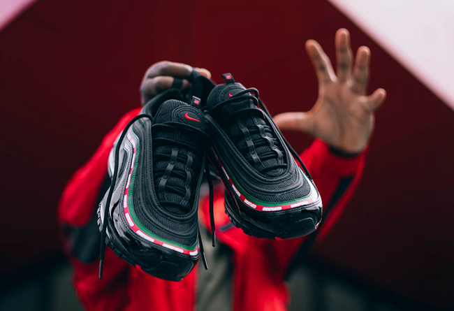 UNDEFEATED,Nike,Air Max 97,AJ1  3M 反光依旧！UNDEFEATED x Air Max 97 市售信息释出