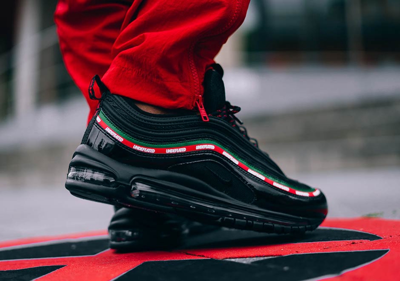UNDEFEATED,Nike,Air Max 97,AJ1  3M 反光依旧！UNDEFEATED x Air Max 97 市售信息释出