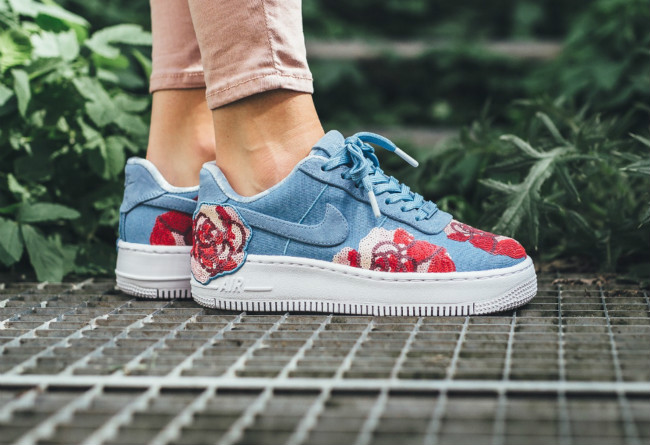 Nike, Air Force 1,898421-402  丹尼刺绣鞋面！清新花卉 Air Force 1 现已发售！