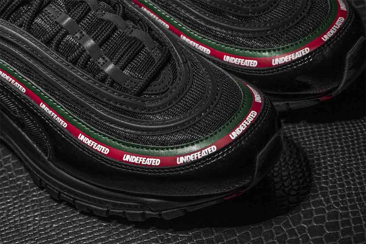 Nike,Air Max 97  9 月 21 日发售！Undefeated x Nike Air Max 97 实物细节图释出！