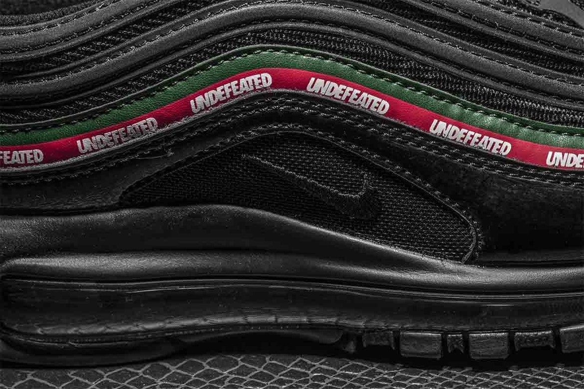 Nike,Air Max 97  9 月 21 日发售！Undefeated x Nike Air Max 97 实物细节图释出！