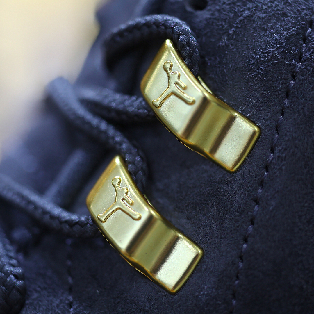 130690-005,Air Jordan 12,AJ12, 本周登场!灰麂皮金扣 Air Jordan 12 实物细节近赏 130690-005,Air Jordan 12,AJ12, 本周登场!灰麂皮金扣 Air Jordan 12 实物细节近赏