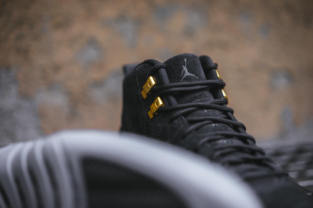Air Jordan 12,AJ12,130690-005  上脚效果不俗！灰麂皮金扣 Air Jordan 12 本周六登场
