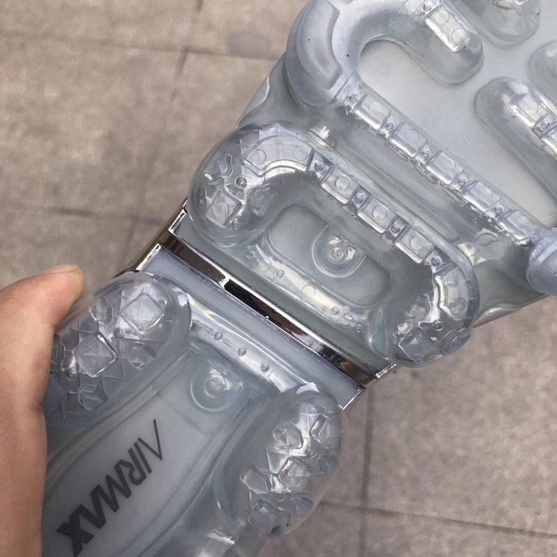 Air VaporMax Plus,Nike  全新合体鞋型！又有两款 Air VaporMax Plus 实物曝光