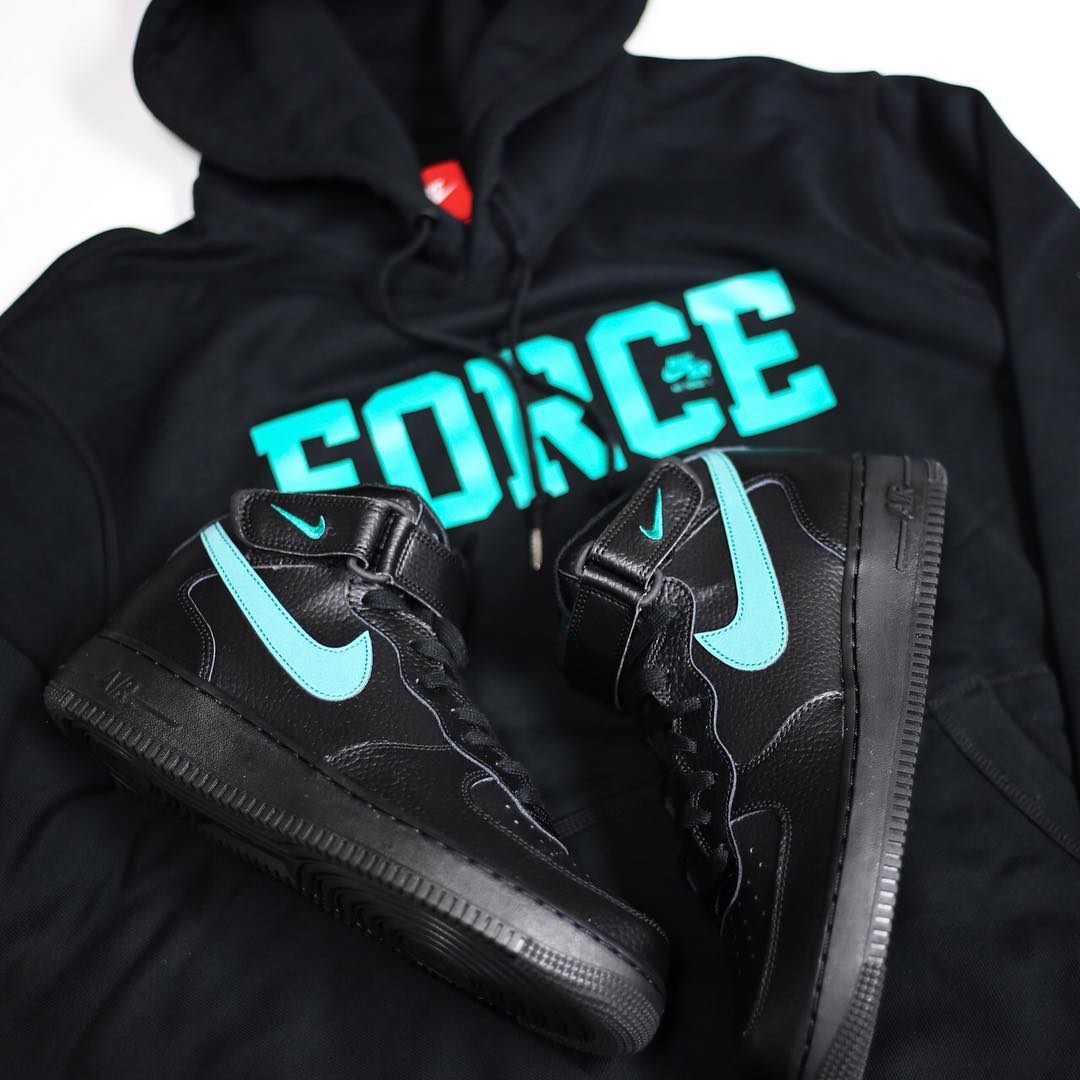 Nike,atmos,AF1,Air Force 1  明日发售！Nike 联名 atmos 推出 AF1 三十五周年纪念帽衫