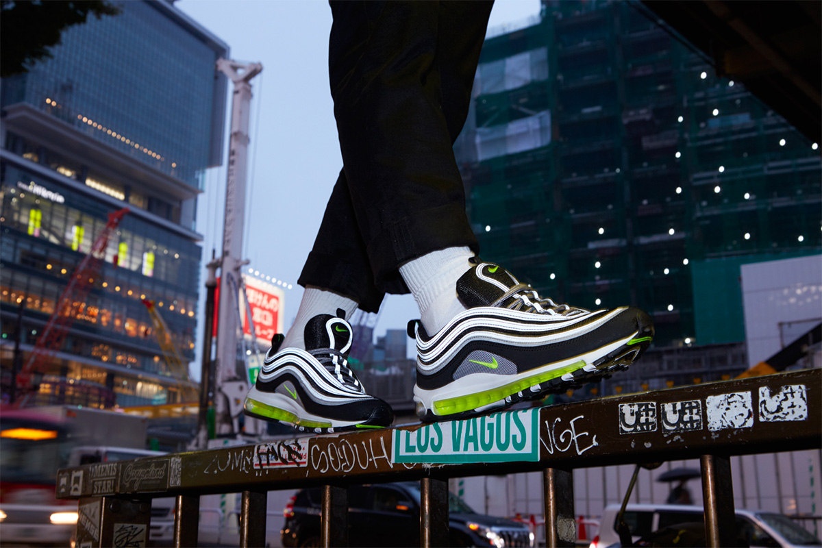 921826-004,Air Max 97 921826-004 终于来了！Nike Air Max 97 “Japan” 将在下周发售