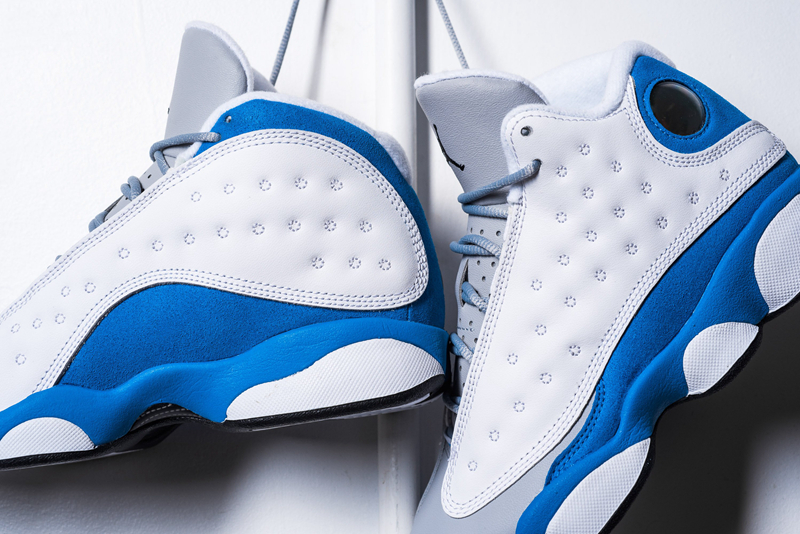 Air Jordan 13 GS,Italy Blue,AJ  海外已正式上架！白蓝装扮 Air Jordan 13 GS 实物近赏