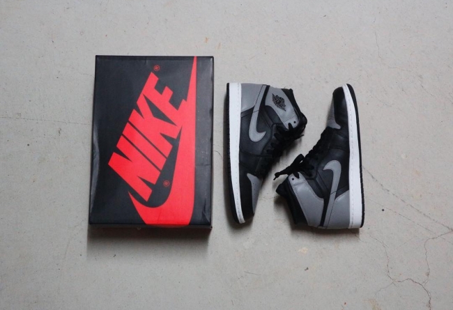 AJ1,Air Jordan 1, 555088-013  经典又百搭！黑灰 Air Jordan 1 OG “Shadow” 四月发售！