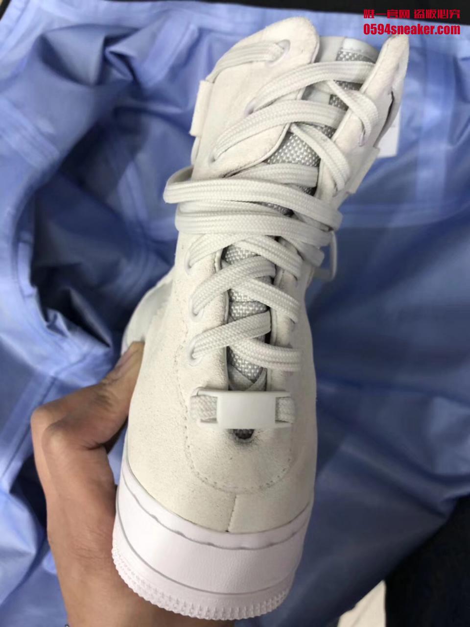 Nike,Air Force 1,AF1  未知款 Air Force 1 惊艳现身！超简约设计异常惊艳