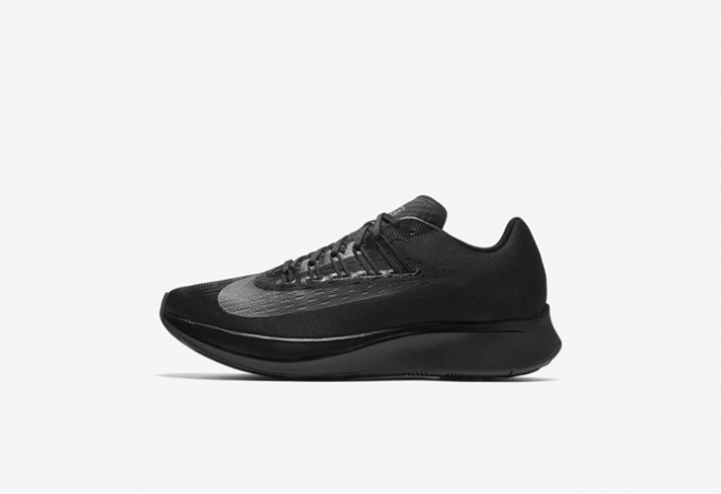 Nike,Zoom Fly  现已上架！两款 Nike Zoom Fly 全新配色登场！