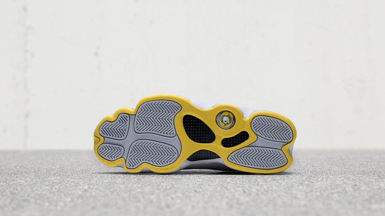 AJ13,Air Jordan 13 AJ13 更具活力气质，Air Jordan 13 PE “Oregon Ducks” 新品登场