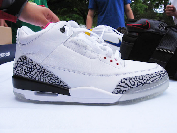 Air Jordan 3,923096-101,AJ3  猝不及防！水晶底的白水泥 Air Jordan 3 下月突击发售！