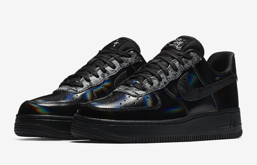 Nike,Air Force 1,898889-009,89  极具光泽度！两款女生专属 Air Force 1 新品即将登场