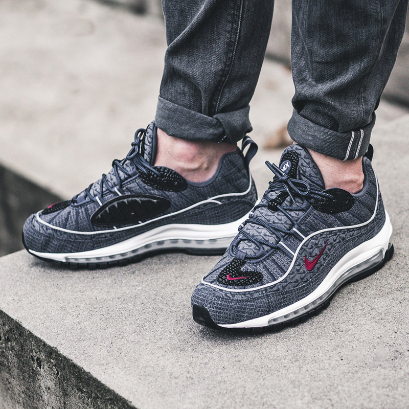 Nike,Air Max 98,924462-400 上脚效果极佳！Air Max 98 “Thunder Blue” 现已上架！