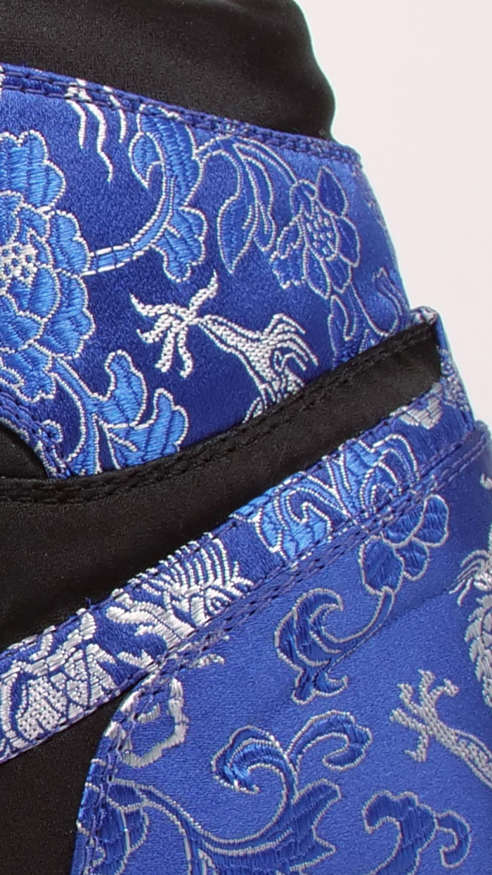 AJ1,Air Jordan 1 Chinese style! These two silk Air Jordan 1's will be available soon!