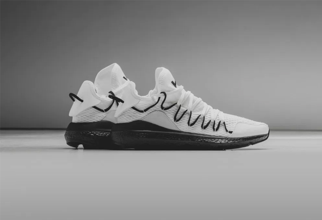 Y-3,Y-3 Kusari  独特的系带系统！Y-3 Kusari 全新白黑配色现已发售