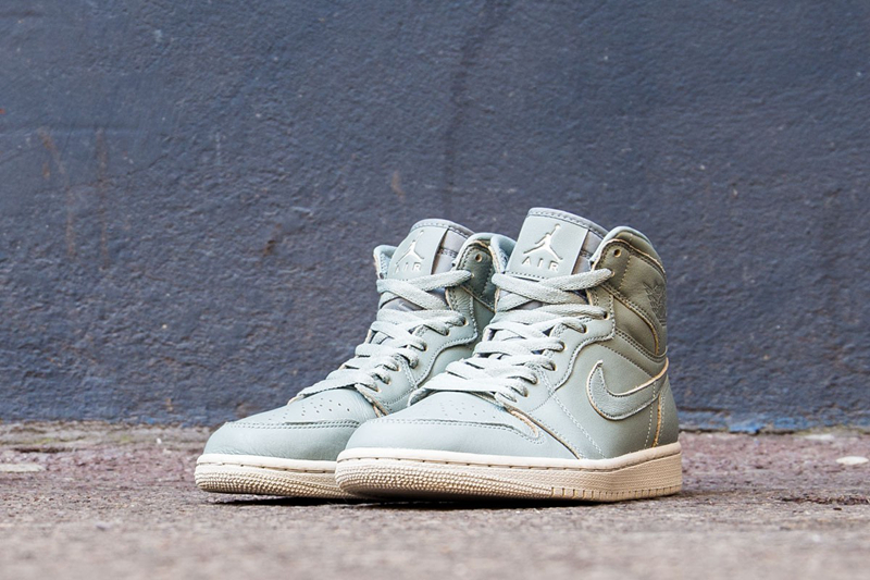 Air Jordan 1,AJ1,AA3993-030,AA  皮革质感不俗！Air Jordan 1 Retro Hi PRM 两色发售