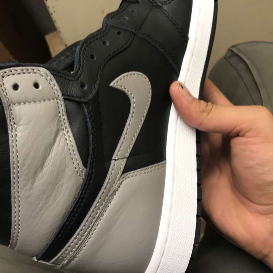 AJ1,Air Jordan 1,555088-013  皮质感人！Air Jordan 1 “Shadow” 将于 4 月 14 日发售