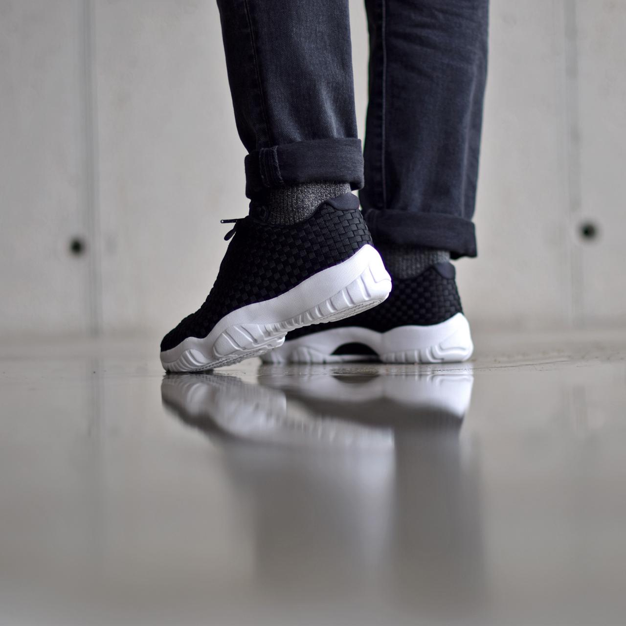 AJ,Air Jordan Future Low,71894  超人气鞋款改型归来！黑白 Air Jordan Future Low 现已发售