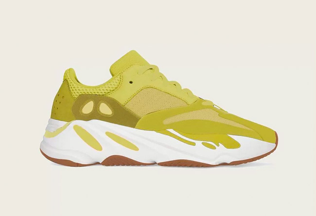 Yeezy 700,Yeezy  侃爷自曝的 Yeezy 700 Boost “Frozen Yellow” 效果图亮相