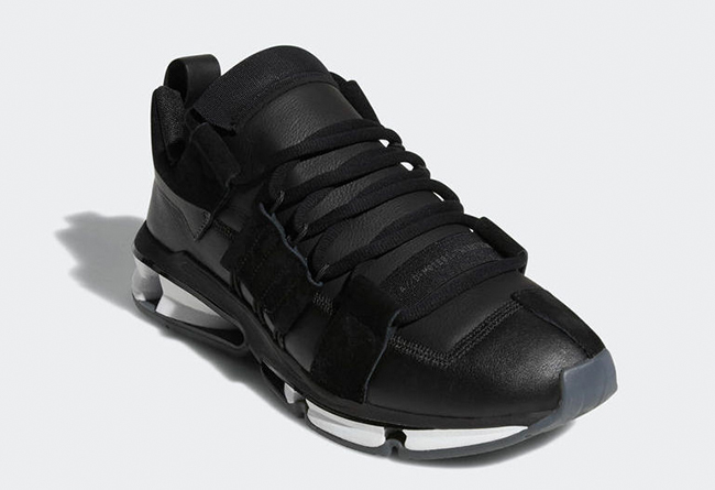 adidas,Twinstrike ADV Stretch 全皮革打造鞋身！酷黑 adidas Twinstrike ADV 即将发售