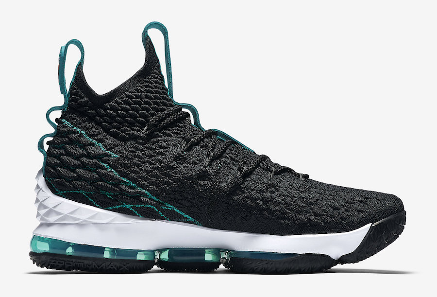 Nike,LeBron 15  创新又复古！全新配色 LeBron 15 “Griffey” 今早突击发售！