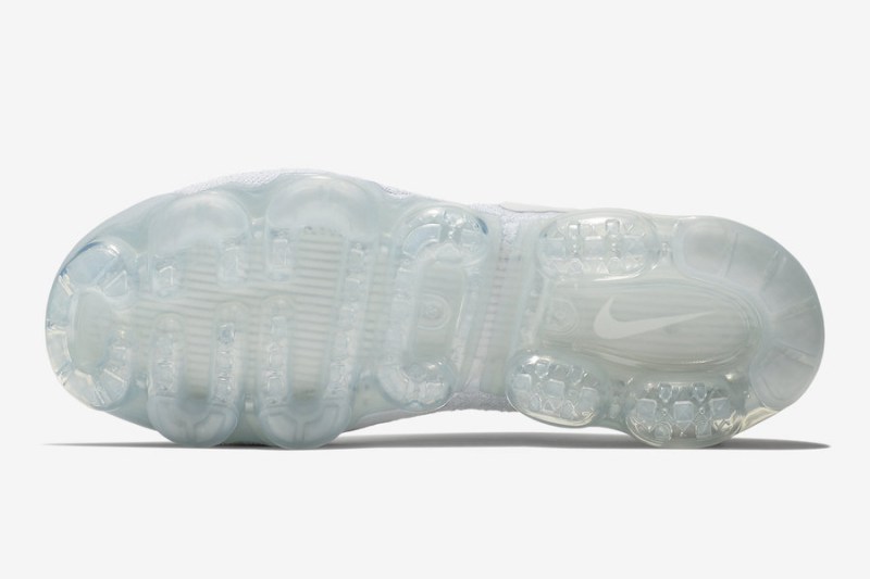 Nike,VaporMax 2.0,942842-100  人气纯白即将登场！全新 VaporMax 2.0 下月发售