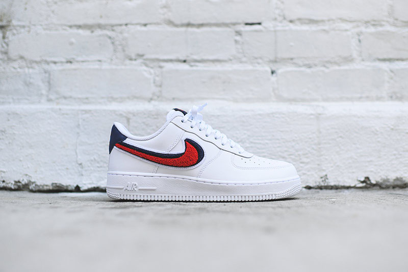 Nike,Air Force 1,806403-603 与众不同！毛茸茸的 Nike Air Force 1 新品现已发售