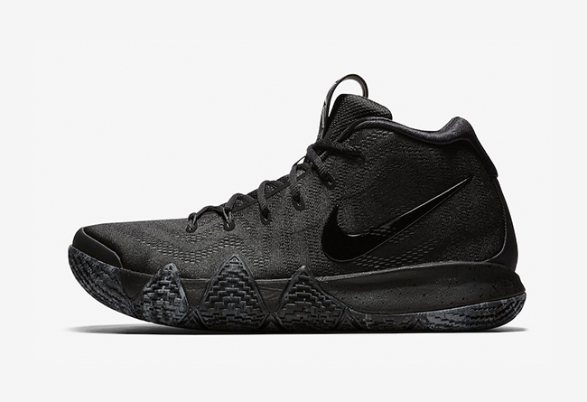 Nike Kyrie 4 “Triple Black” 货号：943807-008 欧文四代全黑配色