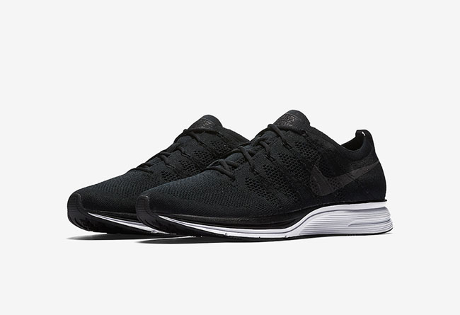 Nike Flyknit Trainer 货号：AH8396-007