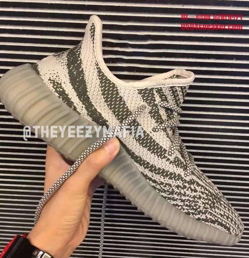 Yeezy 350 Boost,Yeezy Yeezy 350 Boost V2 “Turtle Dove” 夜光外底效果演示 Yeezy 350 Boost,Yeezy Yeezy 350 Boost V2 “Turtle Dove” 夜光外底效果演示