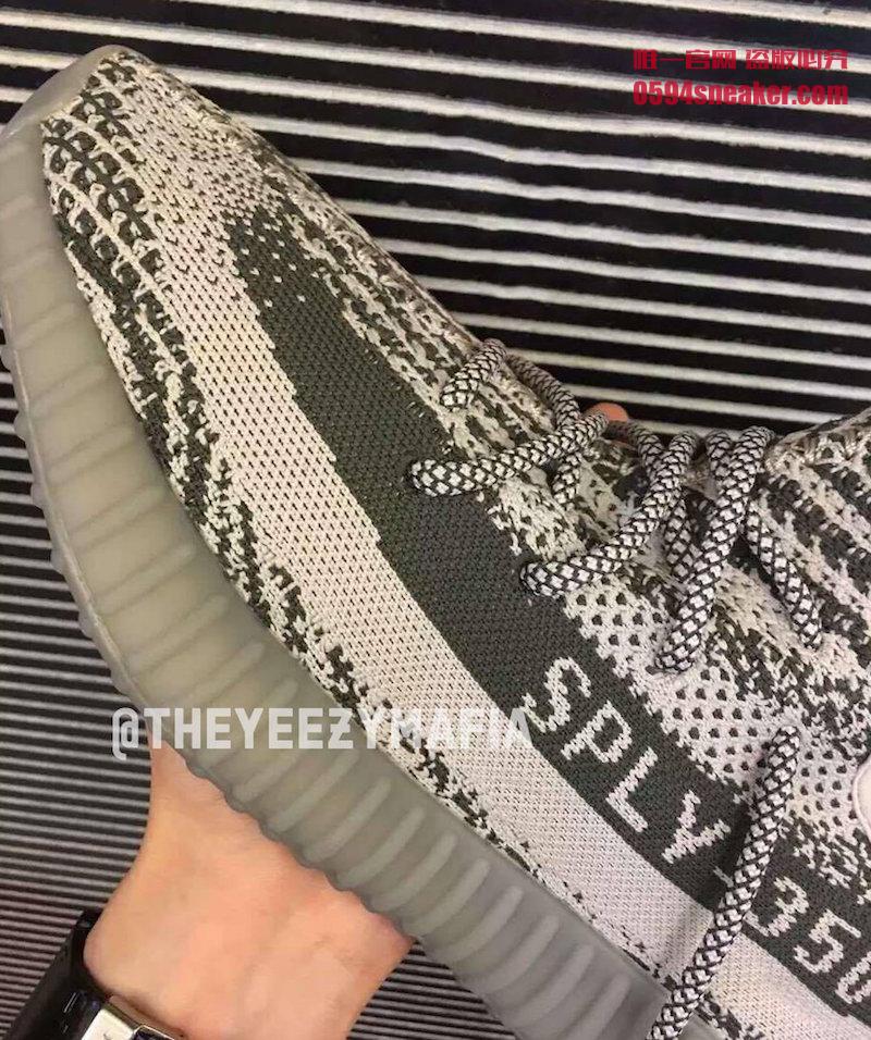 Yeezy 350 Boost,Yeezy Yeezy 350 Boost V2 “Turtle Dove” 夜光外底效果演示 Yeezy 350 Boost,Yeezy Yeezy 350 Boost V2 “Turtle Dove” 夜光外底效果演示