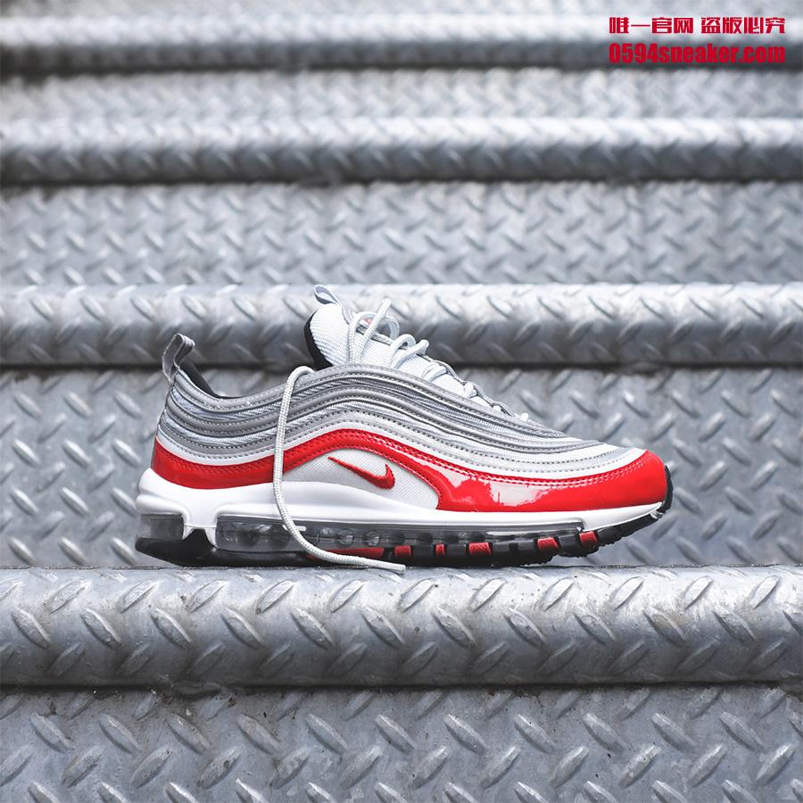 921826-009,Air Max 98,Nike,发售 921826-009 酷似 Supreme 联名！红色漆皮 Nike Air Max 97 现已发售