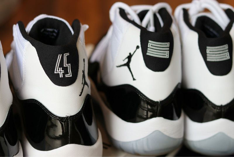 AJ11,Air Jordan 11  新老对比！年底 Air Jordan 11 “Concord” 是必买球鞋吗？