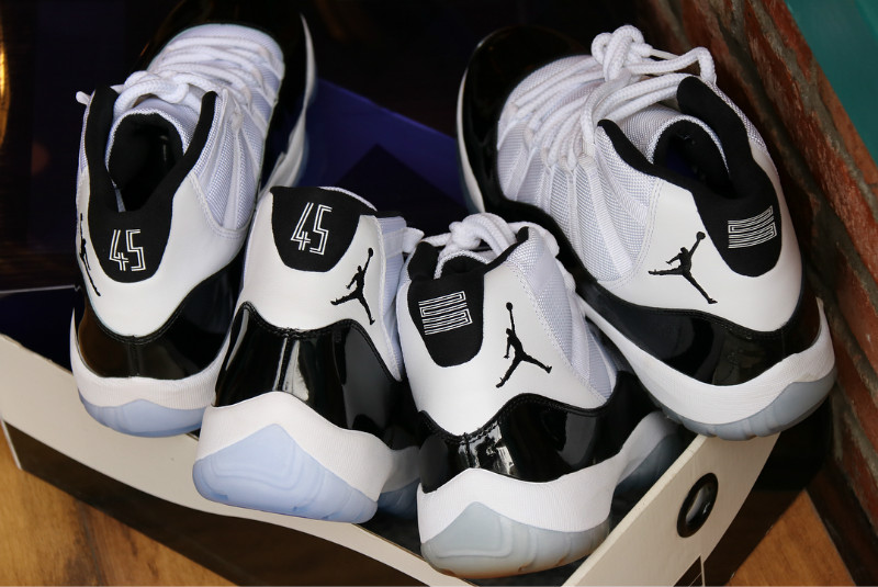 AJ11,Air Jordan 11  新老对比！年底 Air Jordan 11 “Concord” 是必买球鞋吗？