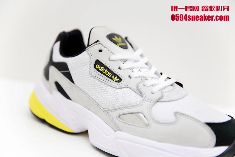 size? x adidas "Acid House" Co-named New Colorway Pop Sneaker Set Series