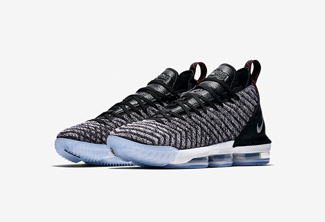 LeBron 16 “Oreo” 货号：AO2595-006