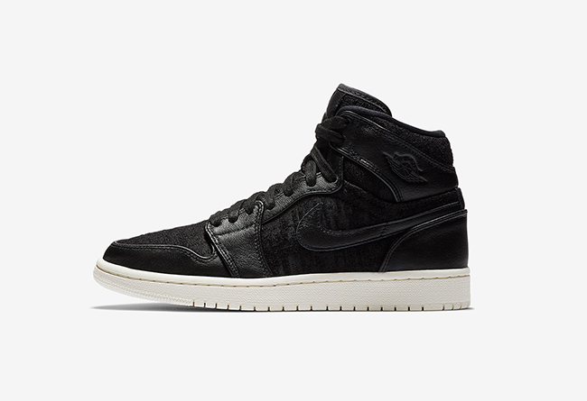 Air Jordan 1 Retro High “Cyber Monday” 货号：AH7389-001