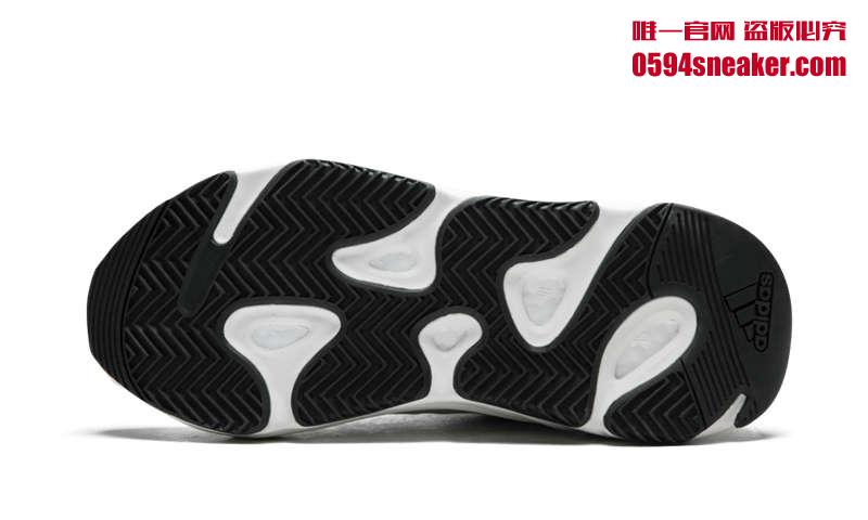 Adidas Yeezy Boost 700 V2 “Static” 货号：EF2829