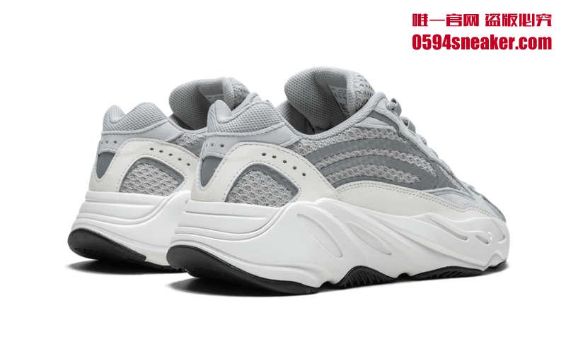 Adidas Yeezy Boost 700 V2 “Static” 货号：EF2829