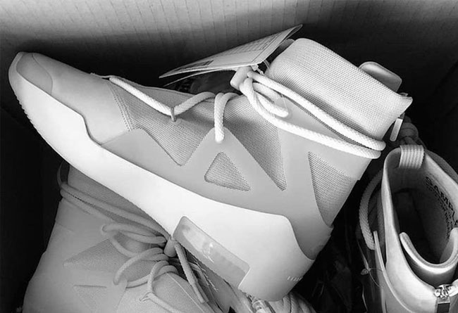 Nike Air Fear of God 1 货号：AR4237-001、AR4237-002、AR4237-003