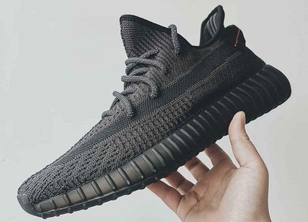 Adidas Yeezy 350 Boost V2 “Black” 货号：FU9161 东莞AJ售卖商