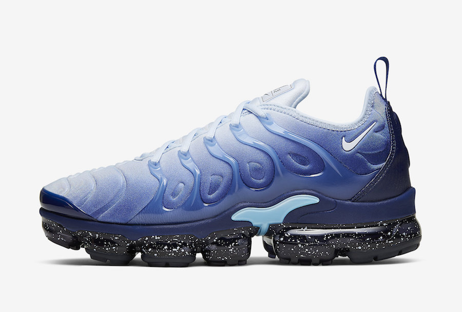 Nike Air VaporMax Plus （货号 CK1411-400），售价 0 美元