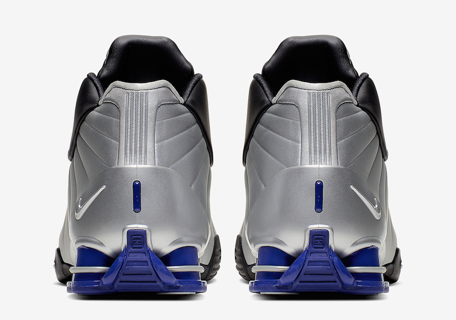 文斯·卡特签名战靴 Nike Shox BB4 货号：AT7843-001 价格：160 美元