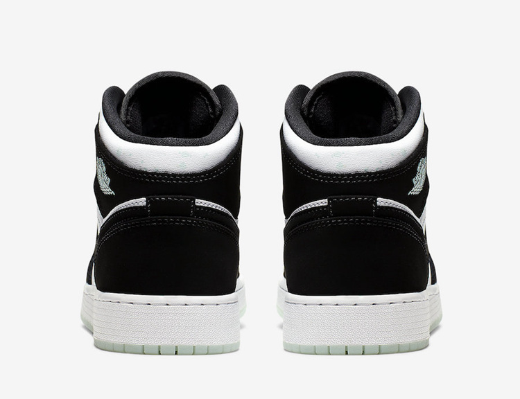 AJ1 夜光熊猫 Air Jordan 1 Mid GS “Panda” 货号：BQ6931-103