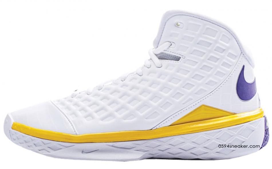 Kobe Kobe Exclusive Autographed Boots