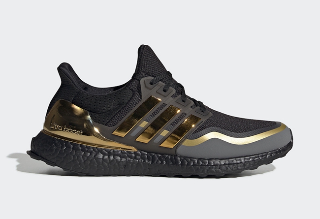 Adidas Ultra Boost 货号：EG8102 