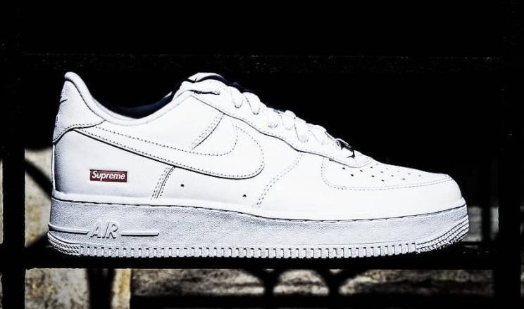 Supreme x Nike Air Force 1 Low 货号：CU9225-100 / CU9225-001