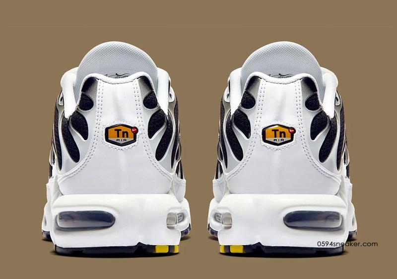 Nike Air Max Plus 货号：CT1094-102